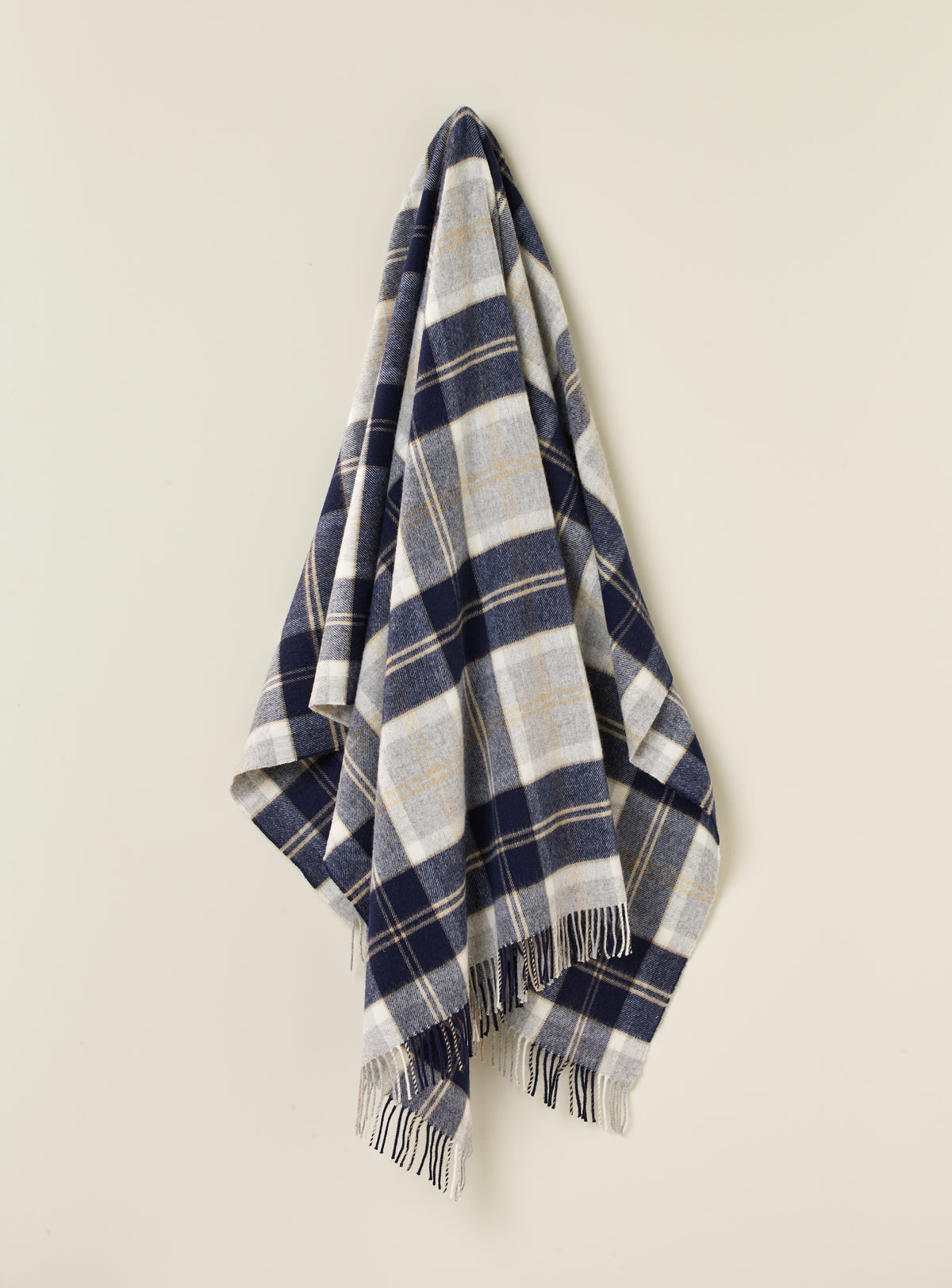 Bannochburn Silver 100% Merino Throw - Exquisite Wool Traders