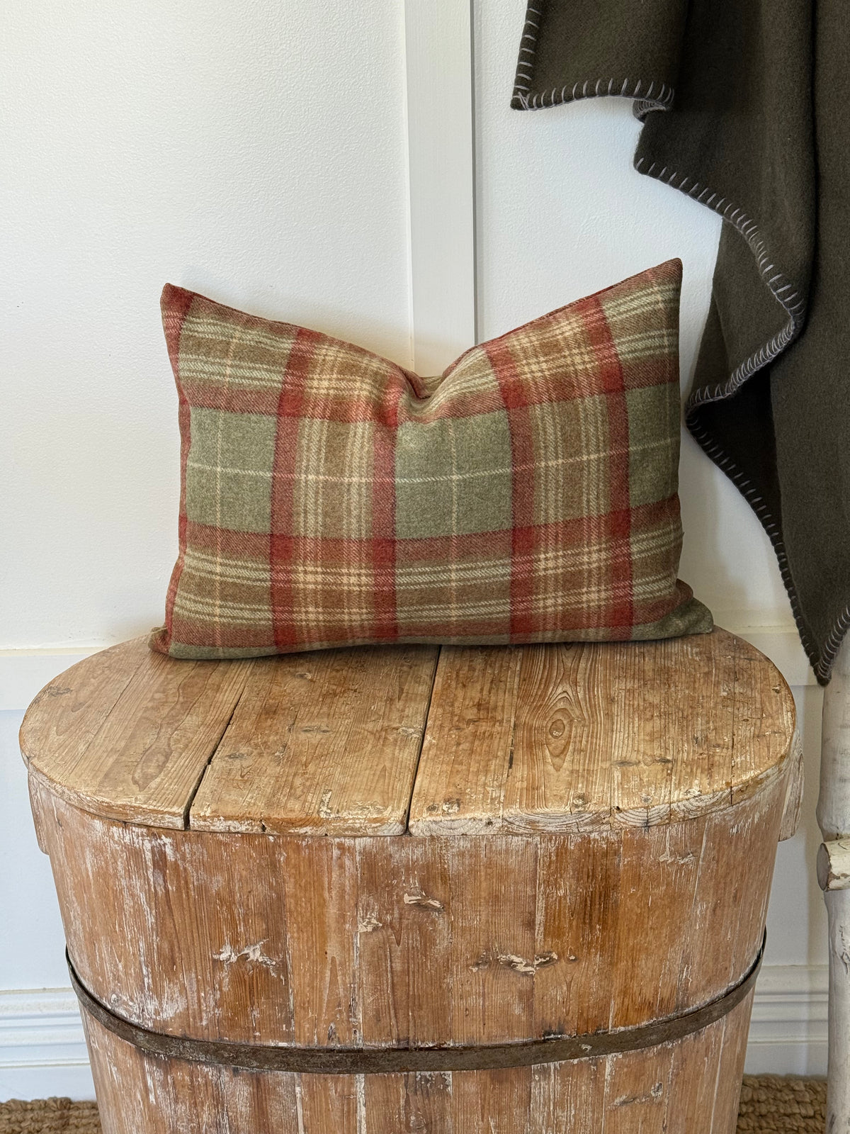 The Heritage Cushion Cover - Threshfield Agate