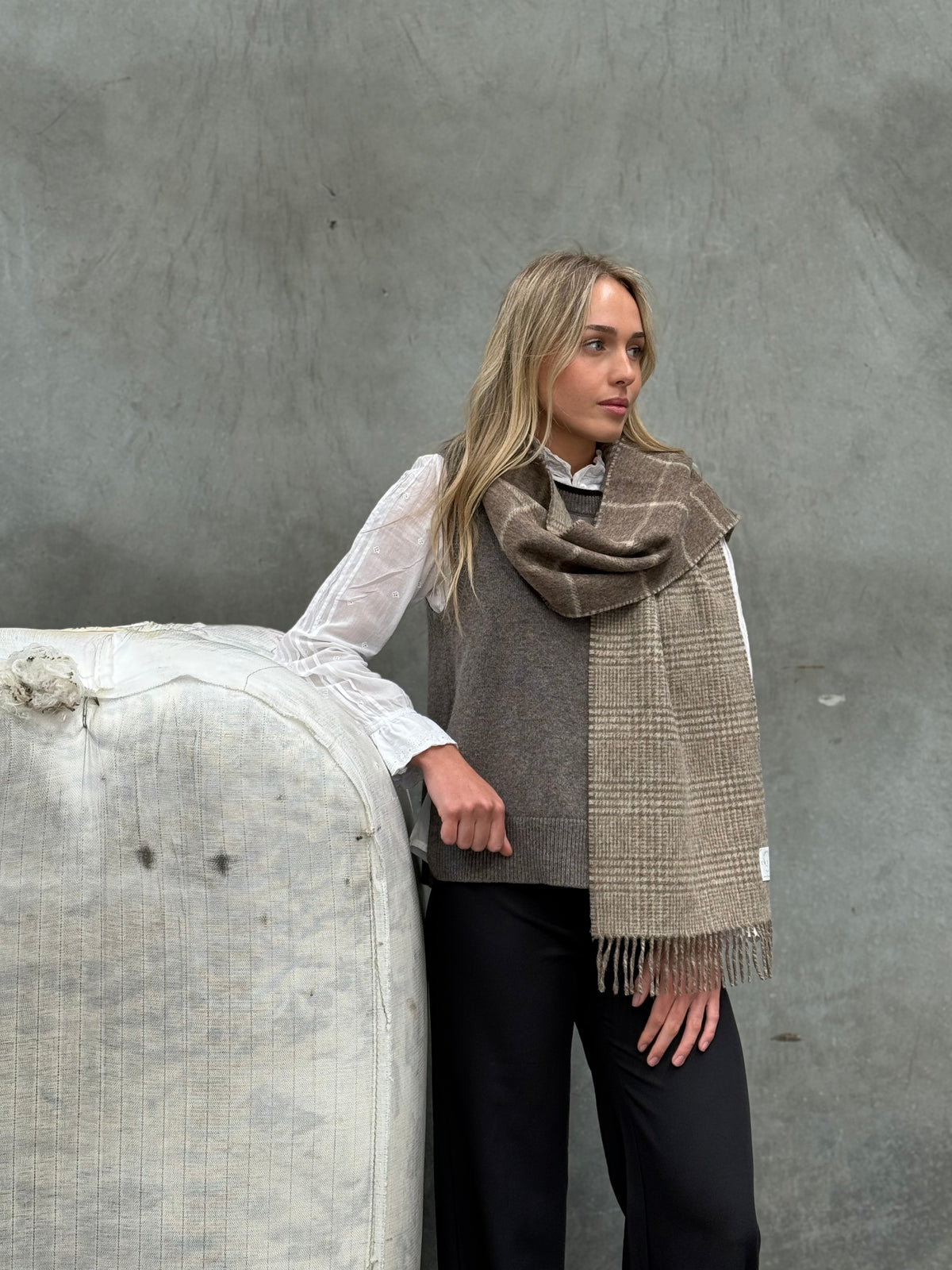 Double Face Windowpane Fawn &amp; Natural 100% Merino Scarf