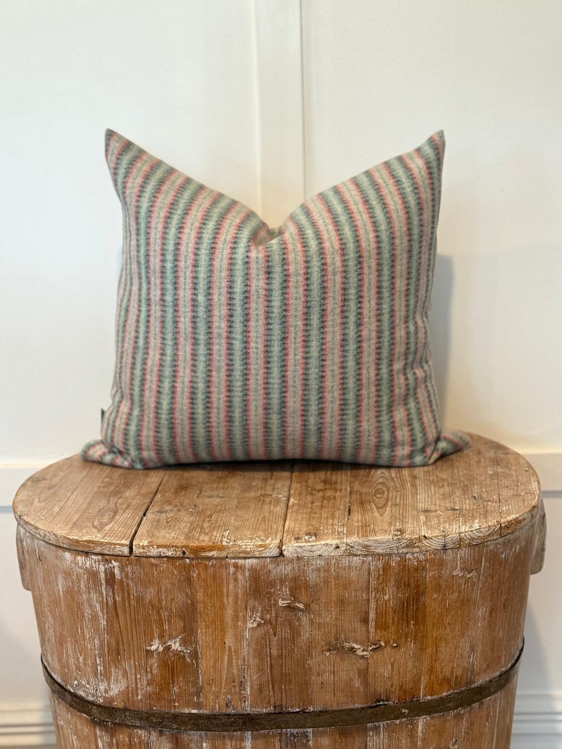 The Heritage Cushion - Tobago Aqua &amp; Flamingo