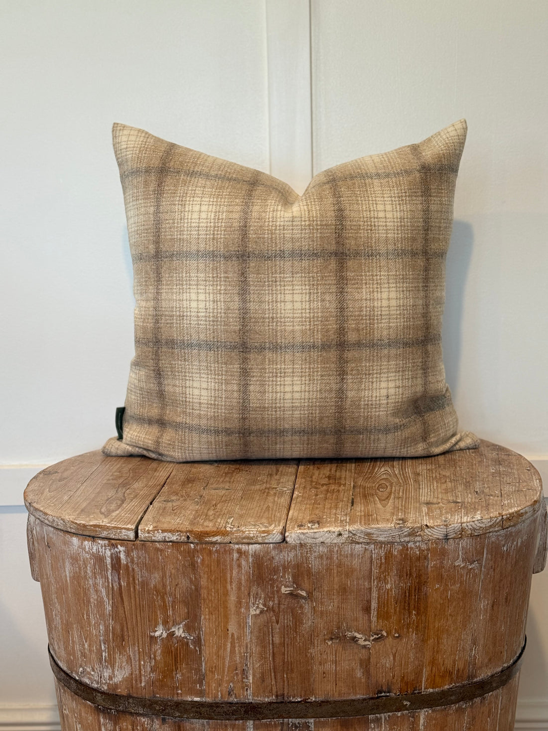 The Heritage Cushion - Barden Clay